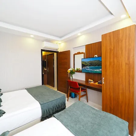 Nobel Old Town - Special Category מלון