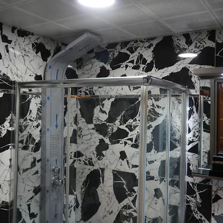 Nobel Old Town - Special Category מלון