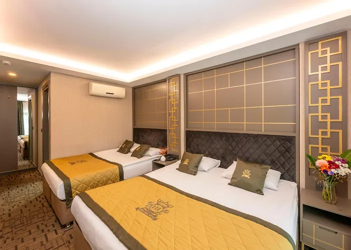 מלון Nobel Old Town - Special Category 3*