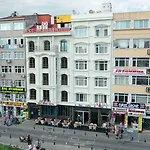 Nobel Old Town - Special Category מלון