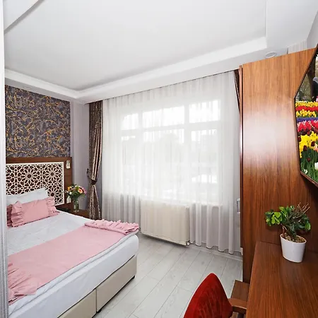 Nobel Old Town - Special Category Hotel